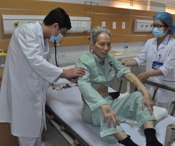 Trên 20.000 người mắc lao chưa có thẻ BHYT - Anh 1